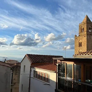 https://nel-cortile.sicilyhotelsitaly.net