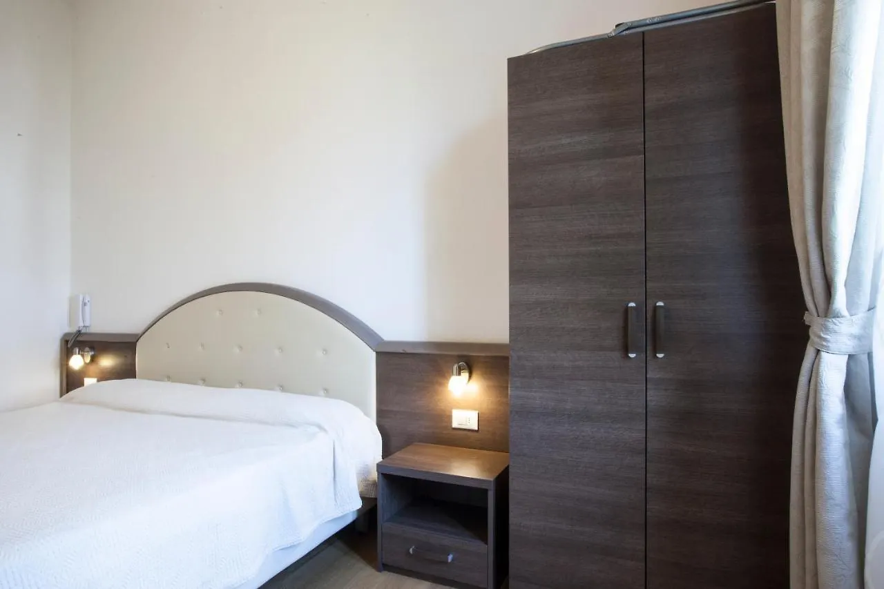 Hotel Amalfi Mediolan