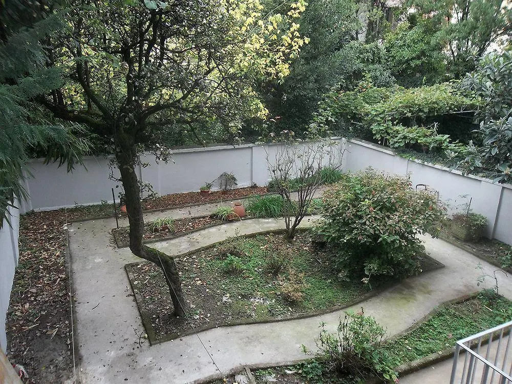 Hotel Amalfi Mediolan 2*,  Włochy