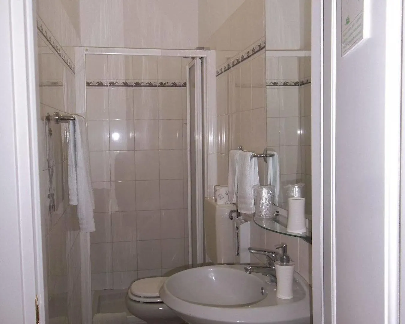 Hotel Amalfi Mediolan 2*,